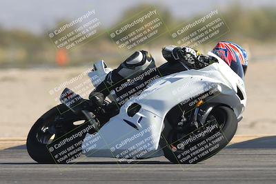 media/Oct-30-2025-Racers Edge (Thu) [[dabbdaf680]]/2-A Group/Session 2 (Turn 16)/